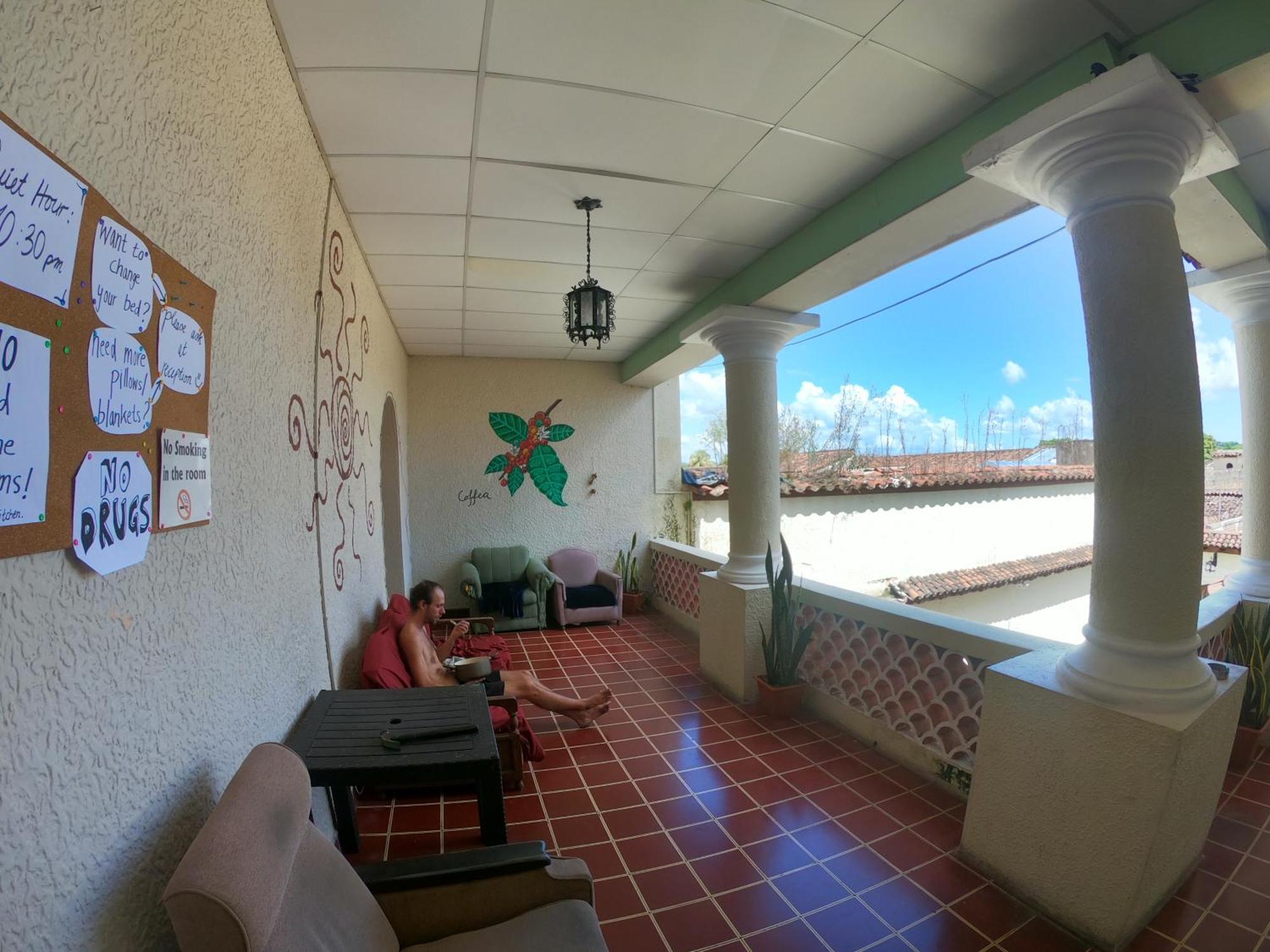 Ricks Hostel Санта-Ана Экстерьер фото